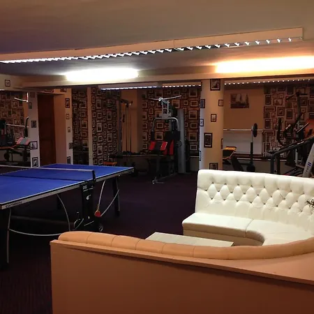 Eszti Vendeghaz Gasthuis *